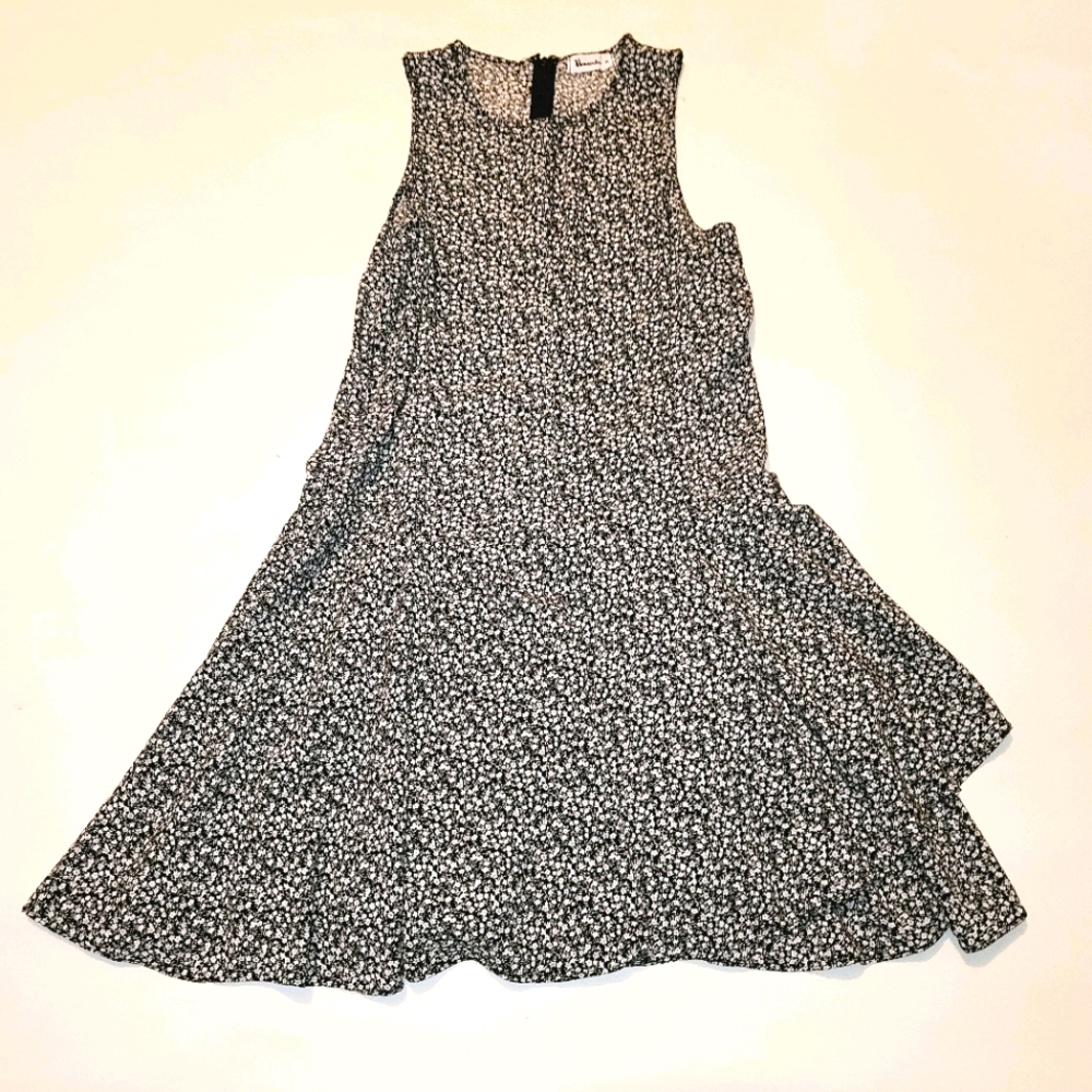 Vernacular black and white floral dress